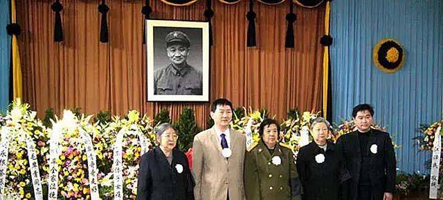 来自搜狐网