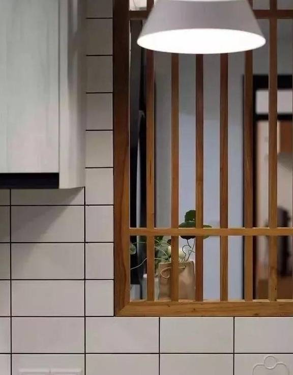 惊呆！50㎡一居室竟然能够改成三居室！如许的空间划分太牛了！