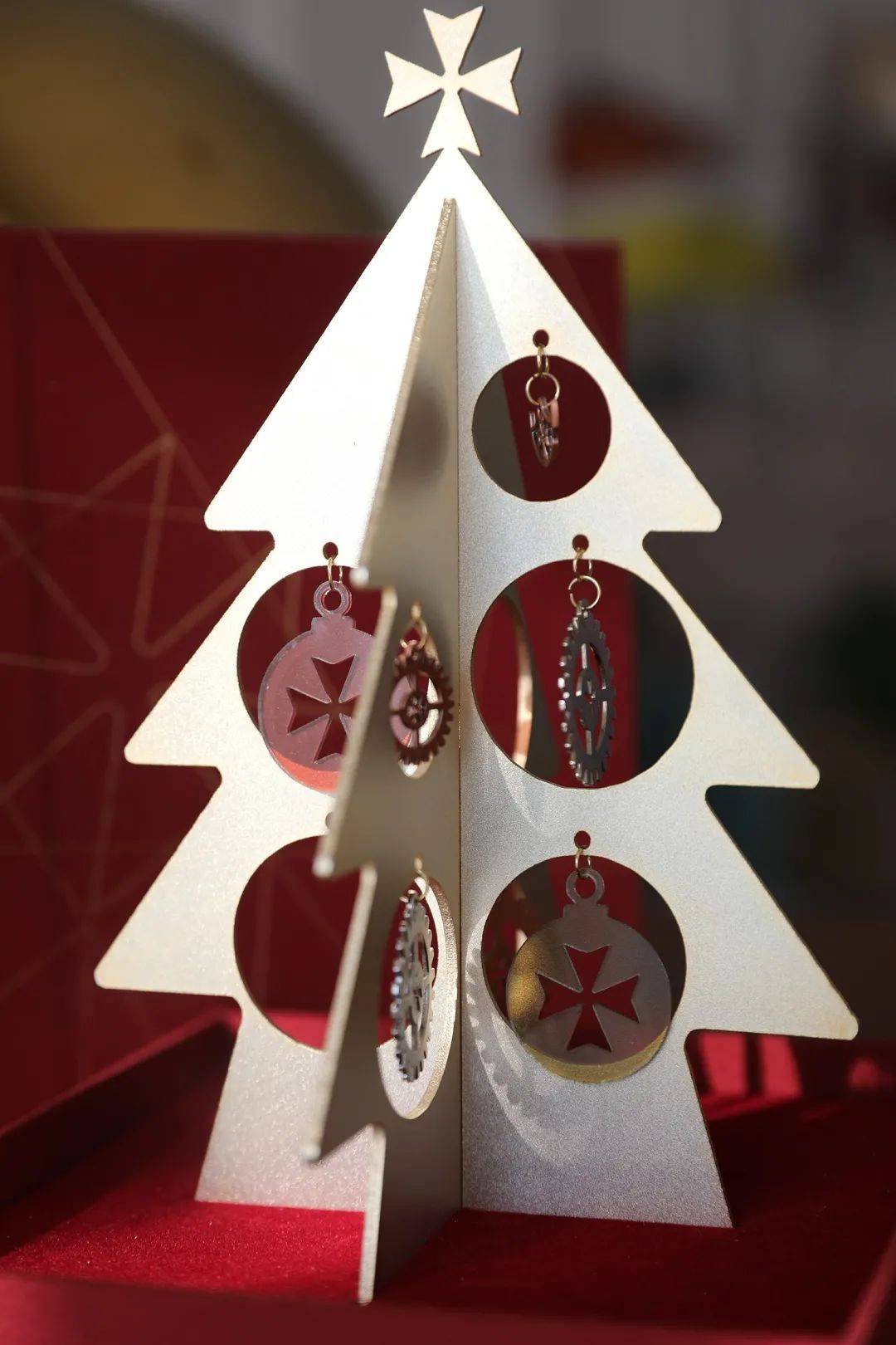 80��ʥ�����￪�䣬�µ�һ�걻����ů�Ͱ���!