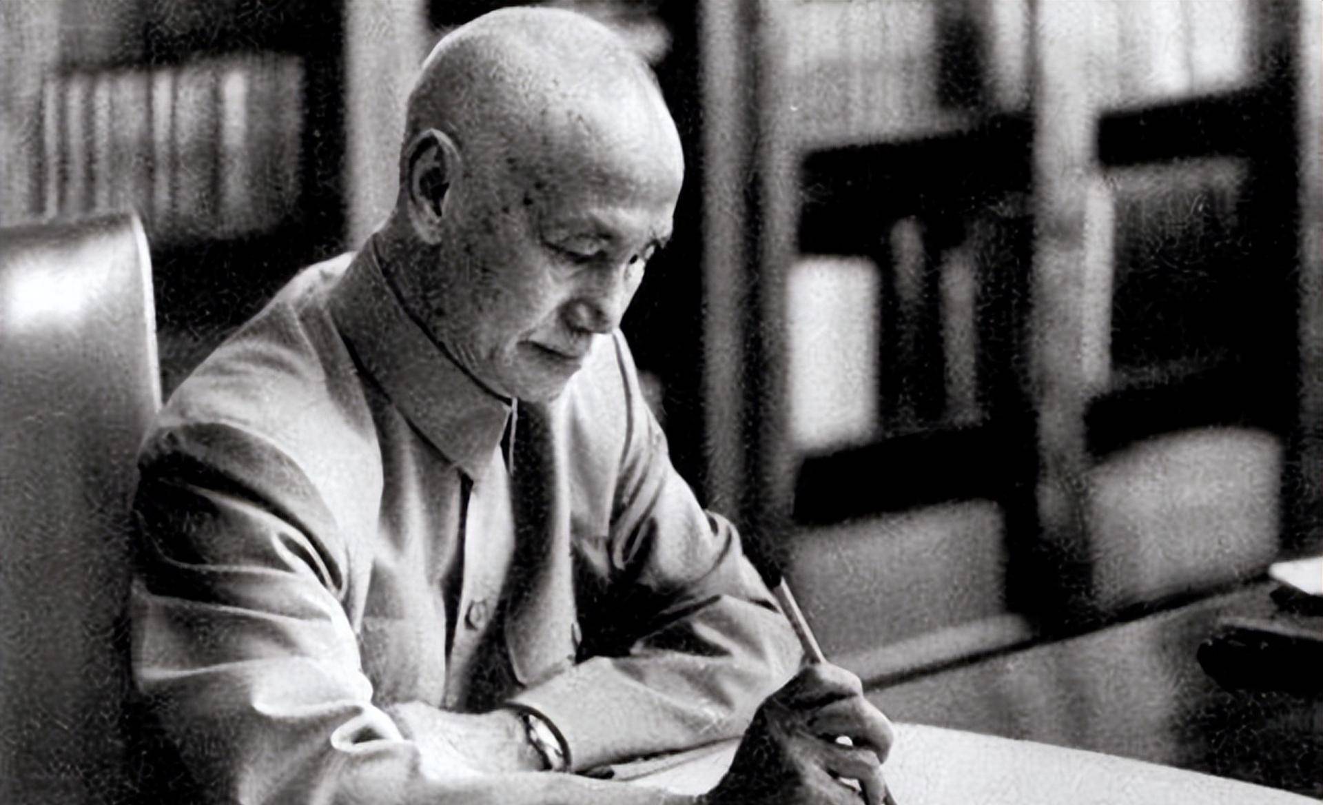 1981����������ţ������屯ʹ���ѣ�����Ϊ������ݻ�׷�� ...