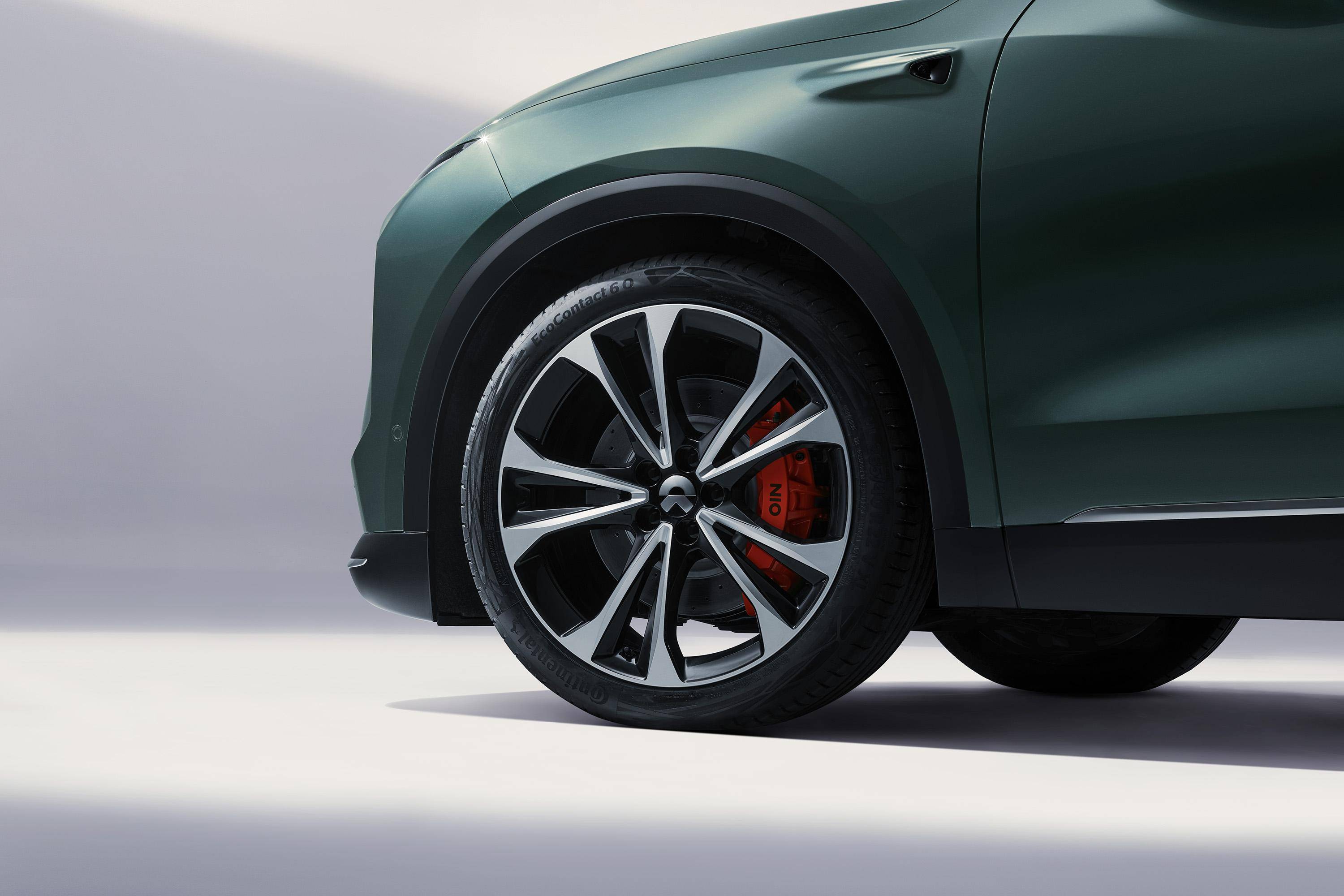 原创
蔚来ES8和EC7上市!蔚来明年销量超雷克萨斯,是不是在吹牛?10 原创
蔚来ES8和EC7上市!蔚来明年销量超雷克萨斯,是不是在吹牛?10