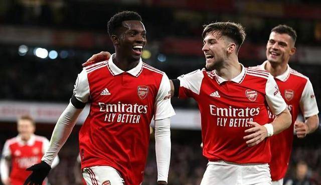 ���籭����׳�������ǿ�Ӷ��ǺȾƳ��⣬ֻ���ȴ̱����� ...