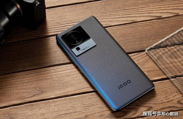 iQOO Neo7竞速版和红米K60详细对比，谁更值得买？