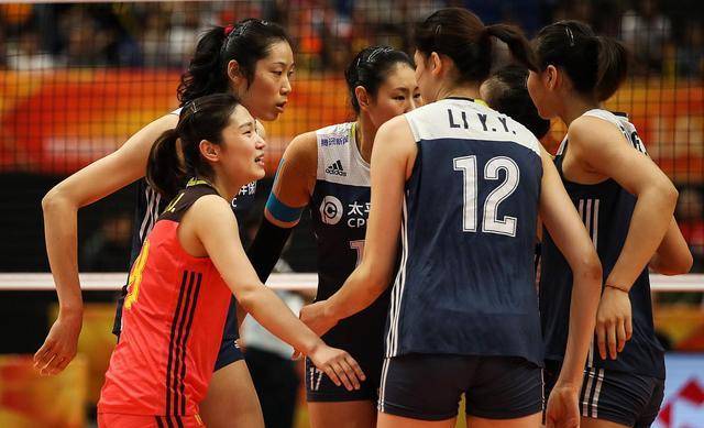 遭吐槽！中国女子排球超等联赛赛程短却是功德，球星多是一大特点