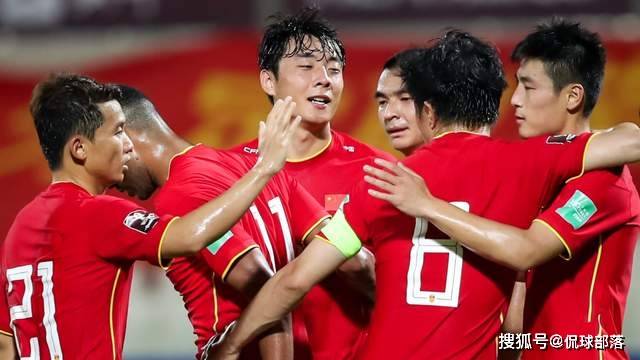 尘埃落定！亚洲杯还中国举办悬念揭晓，亚足联高层确认，FIFA亮相