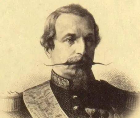 �뺷����־-�������׵Ŀ�֦ɢҶ��ʿ�߱�ϵ��ѡ��