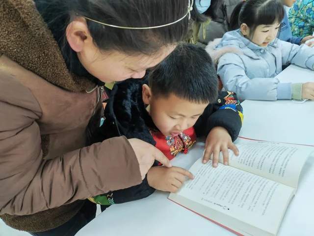 【书香里的年味】泰州京泰路街道：悦读新春，让书香浸润年味