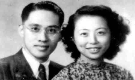 1950年，萧明华牺牲在台湾，32年后入葬八宝山，墓碑上只要3个字