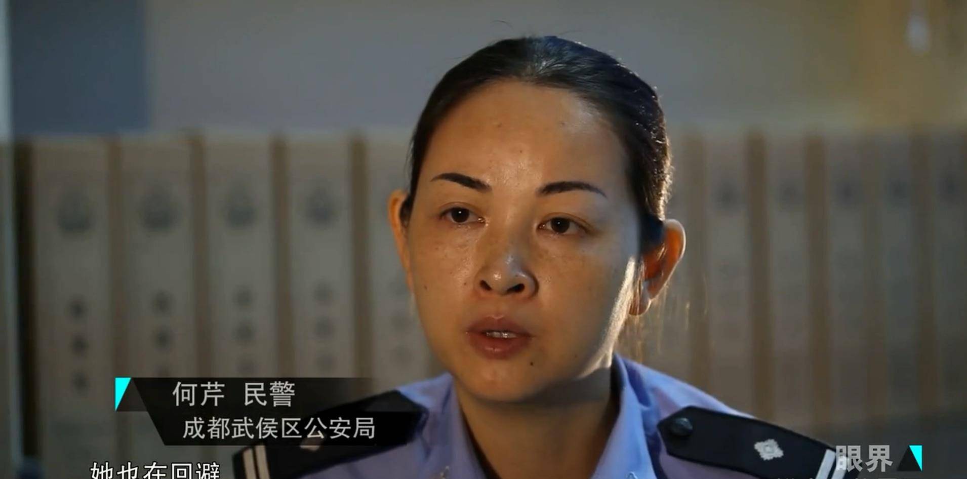 2013年，26岁女大学生杀戮生母后装聋作哑，警方审讯时面露浅笑