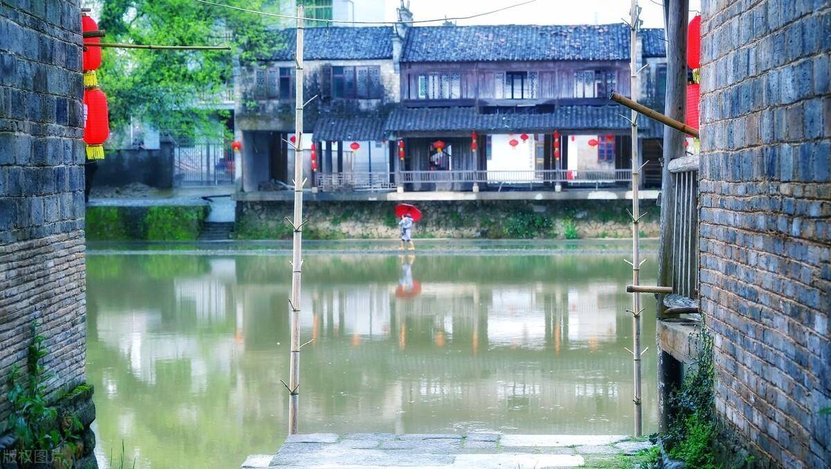 ������һ��������У���������ǧ����򣬱Ⱦ����徻������ ...