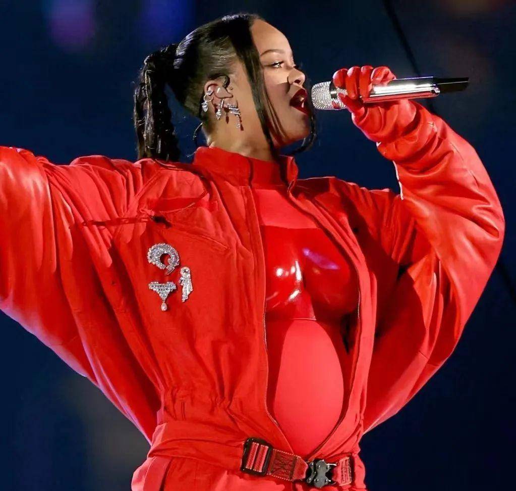 �ٹ���ͦ�жǳ����𱬣�����������ɳ���������