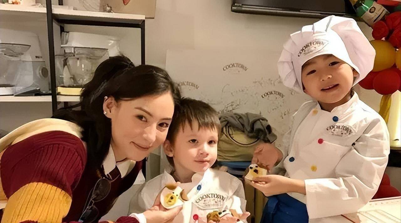 42��л����������ƣ�������������˾ۻᣬ�����ع�״̬�� ...