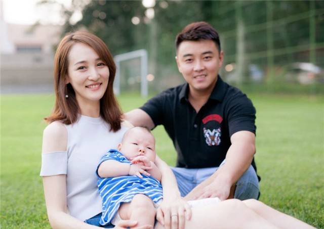 ����ֱ����˰̣����������κ�ƹЭ��ϯ������04���˾��� ...