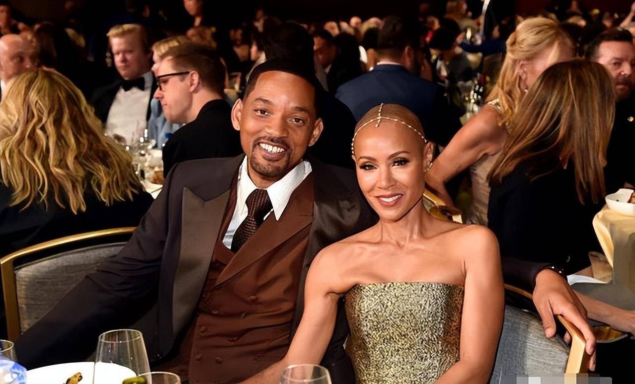 ����ʷ��˹���ĸ��Σ��ԳƲ����������裬����ʧ�أ����� ...