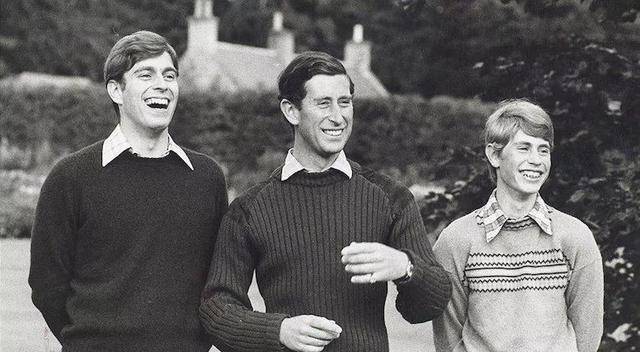 ���»����ӣ���������Ů��ȴ���ܳ裬��������������û�� ...