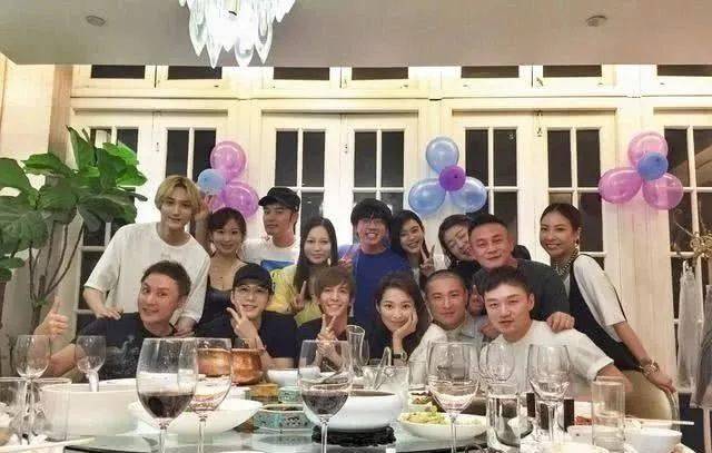 ������������Ů�ӹ�߶�����Ʒ�꣬Ŀ�����ݺ����ѷ׷���ʾ ...