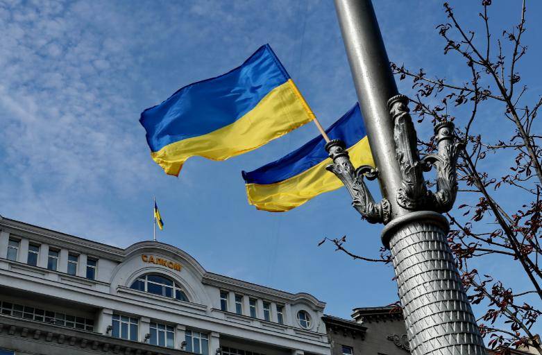 乌克兰政府同时,中国对于乌克兰的合理诉求,也一直保持支持态度。在中