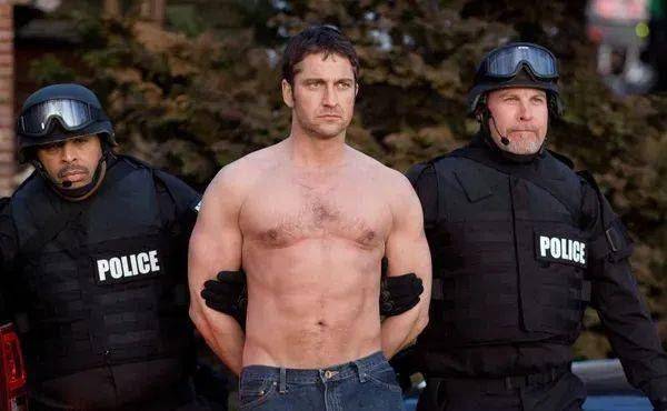 10����ϲ���ĸ����Ӱ��ÿ��������������