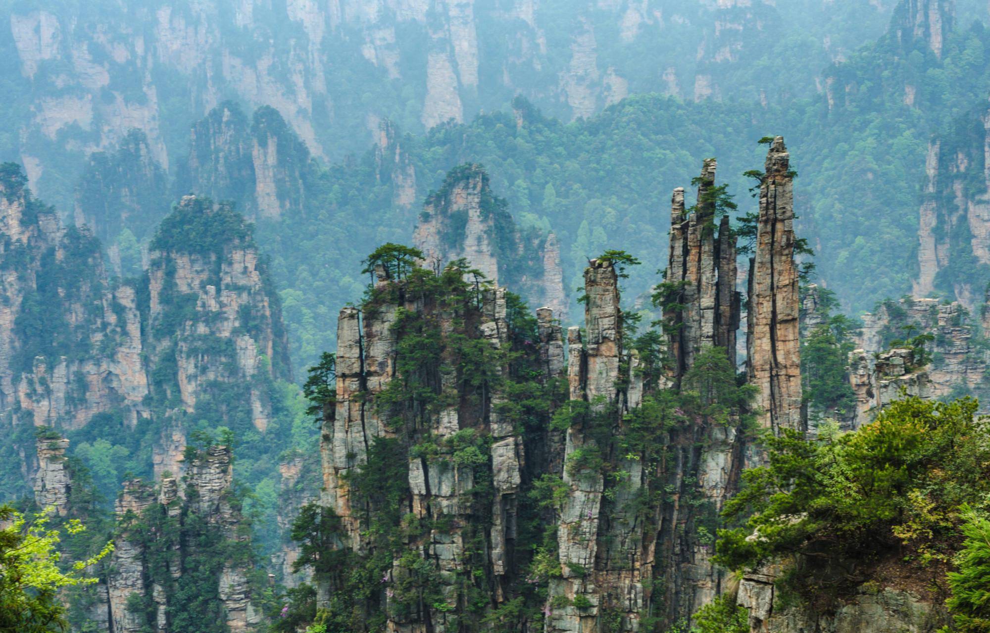 湖南最出名的旅游景区，中国首个国度丛林公园，美若仙境值得一去