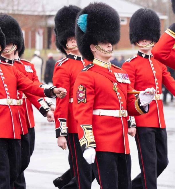 ���ؼ̳��ɷ�ͷ�Ρ�����ȥ������ɫ����������������У���� ...