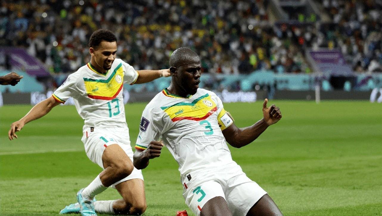 �̵���λ��������ͬ�ط���ս����Ա