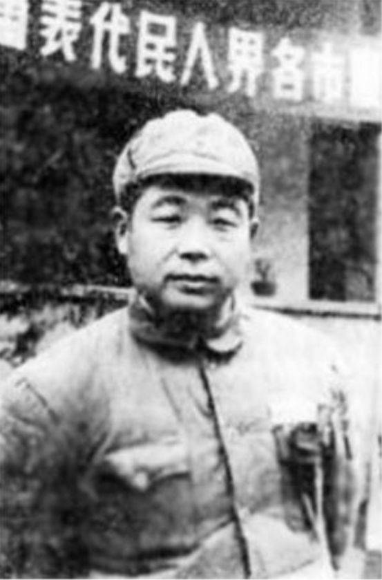 1937年，陈锡联夜袭阳明堡，炸毁日机24架！老蒋大喜：奖2万大洋