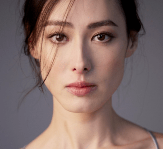 ��۰��ں���ǧ�𲻽Ӱ࣬����ȥ����������񱻿ͻ�׷��980��