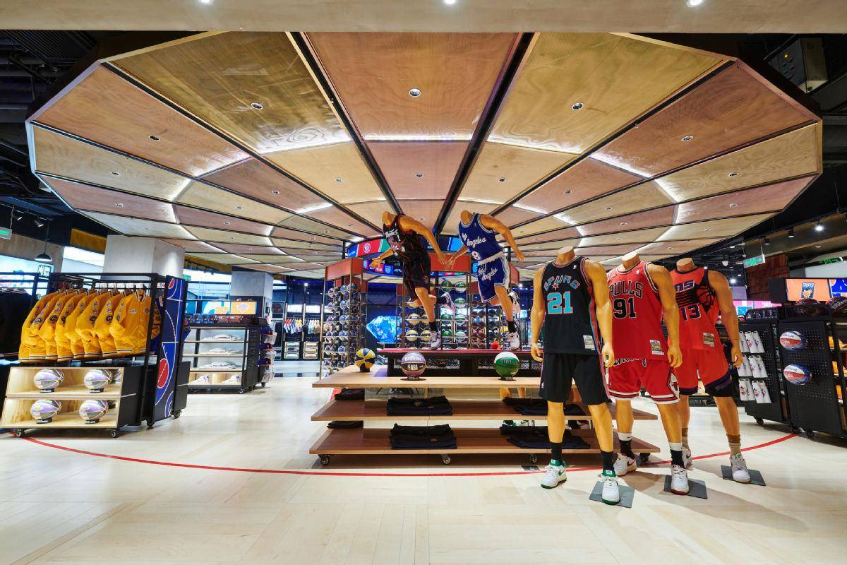 融合篮球文化与当地特色  新形象NBA旗舰店在天津开业