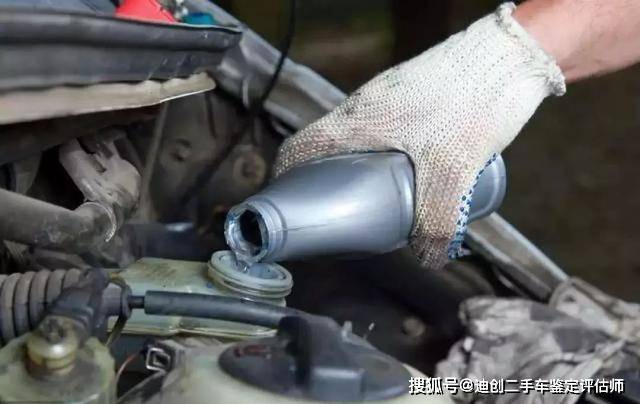 什么时候能打开机油盖 32e86461591d44209d619df5ee08fda1.jpeg