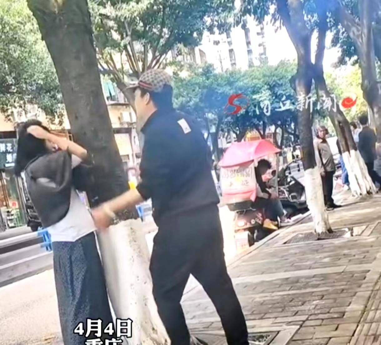 武汉男人扇一巴掌音频《武汉男人扇一巴掌该事件》