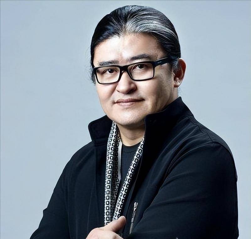 原创内地乐坛的8位男歌手，有人被誉为音乐教父，你知道他是谁吗