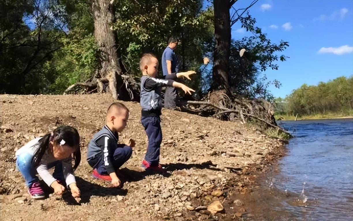 半岛体育“两名儿童身亡”江西5岁双胞胎遗体在河边发现死因初步确认(图7)