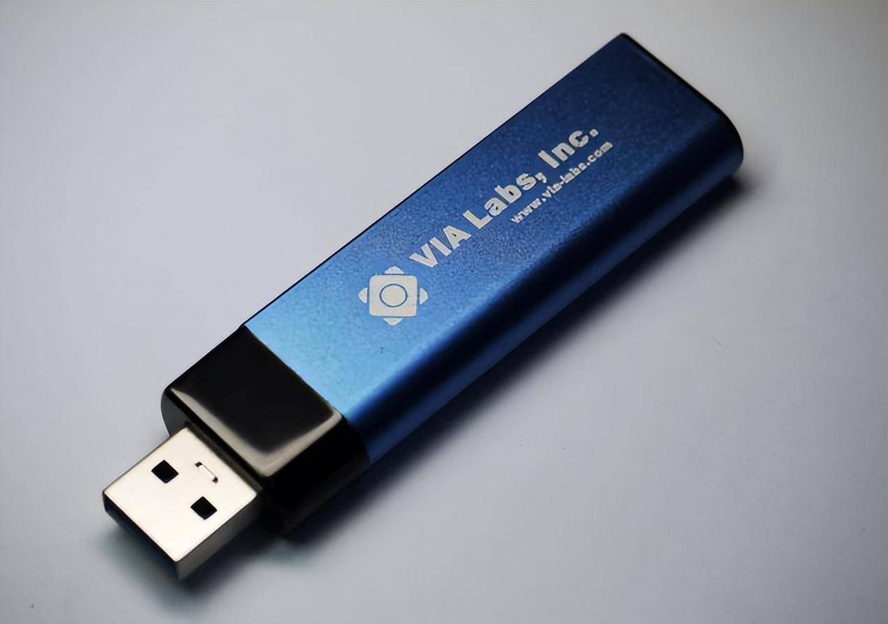 u盘烧坏了怎么办？硬件出问题了可以自己修复不？