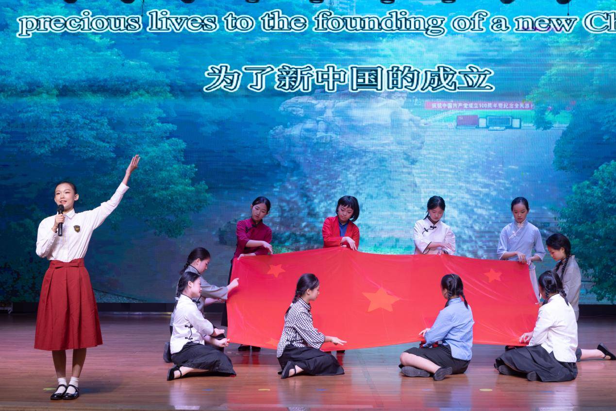 重庆外国语学校:为实现学生终身教育搭建校友会平台(图5)