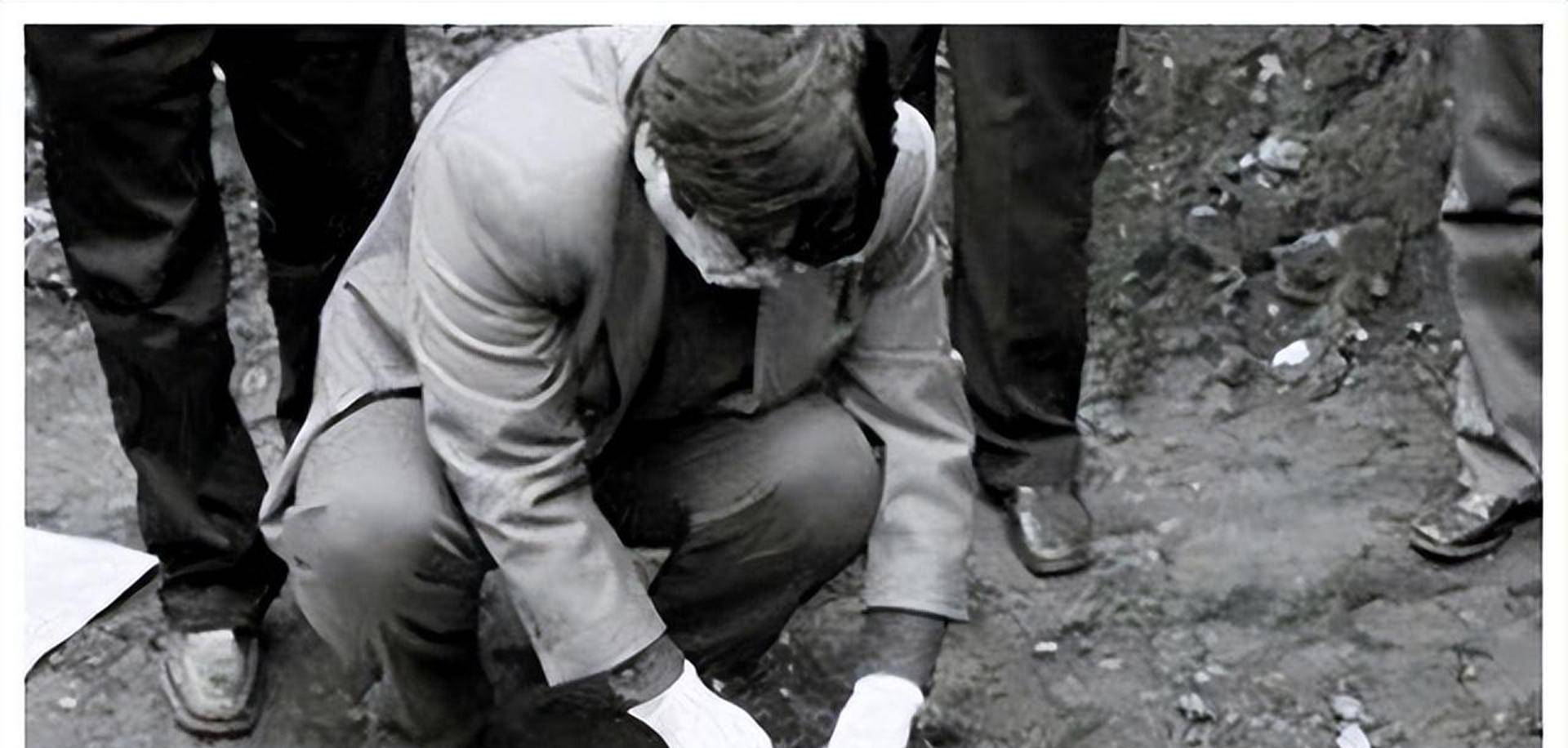 泛亚电竞58年前河北女会计带16万巨款失踪21年后水泥地下发现尸骨(图8)