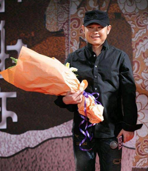 被刀两次终于停播!央视内涵好声音,刀郎隔空缅怀李玟引人落泪