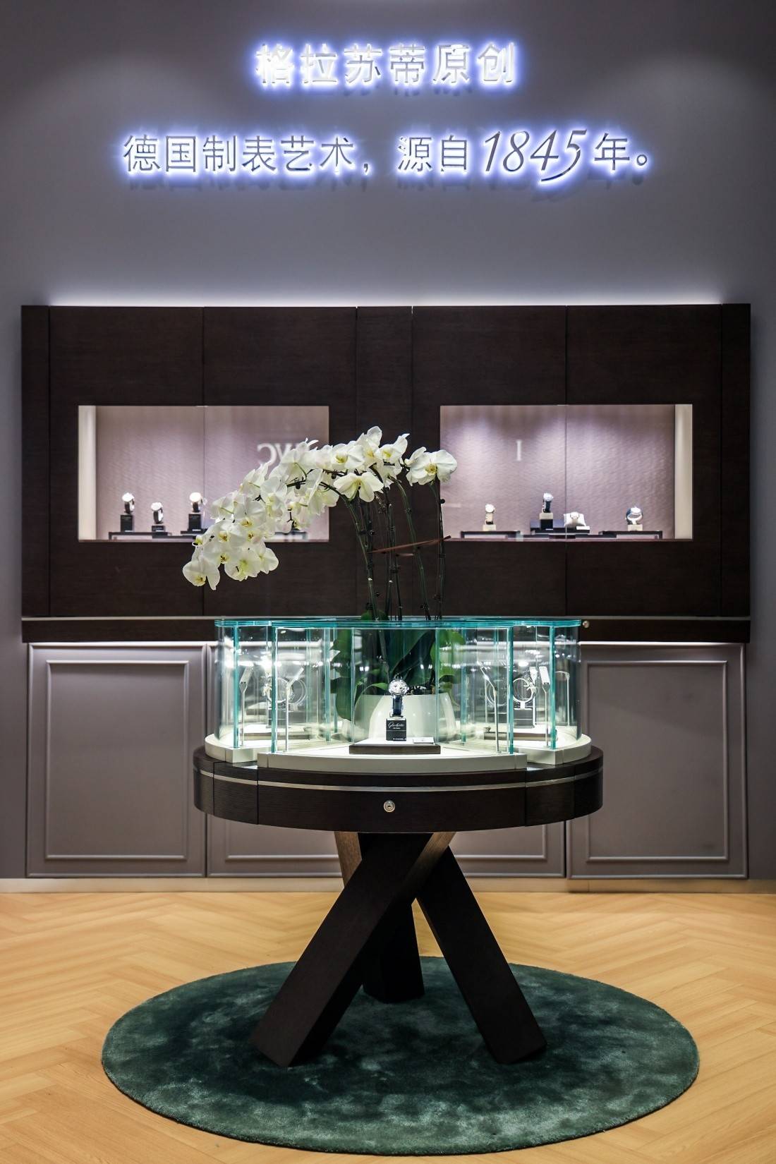 �����յ�ԭ����������Ǿ�Ʒ��ȫ����Ļ