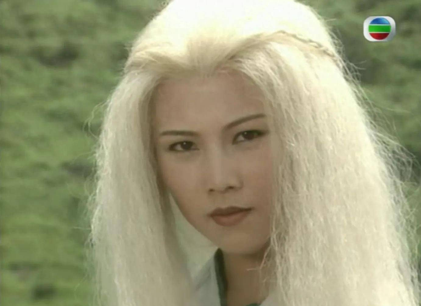 白发魔女的故事自1959年首次搬上荧幕，期间被改编成了多部电视剧和电影播