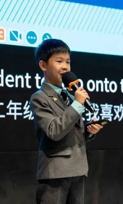 假如AI可以当老师,“人类教师”的存在价值是什么? 假如AI可以当老师,“人类教师”的存在价值是什么?