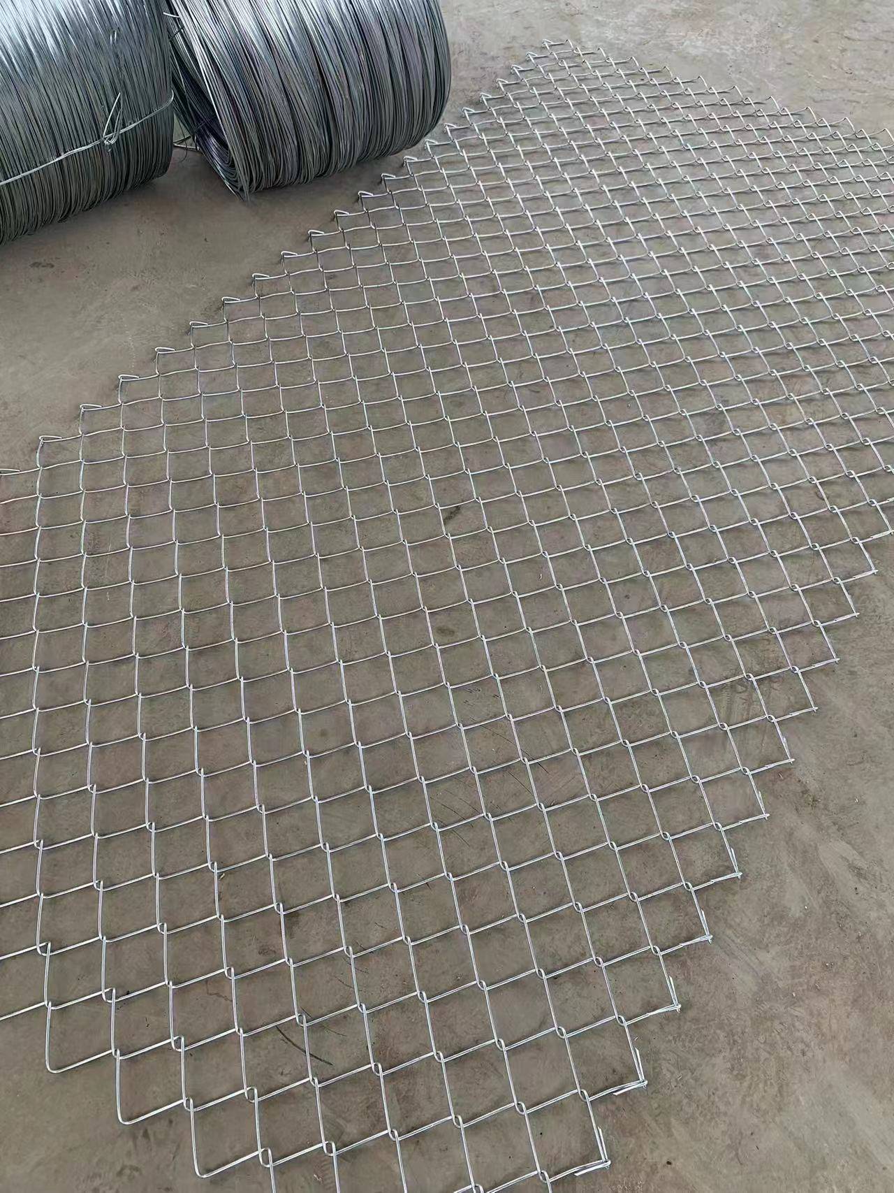 每天丝网小知识：勾花网、链环网、菱形网，Chain Link Fence