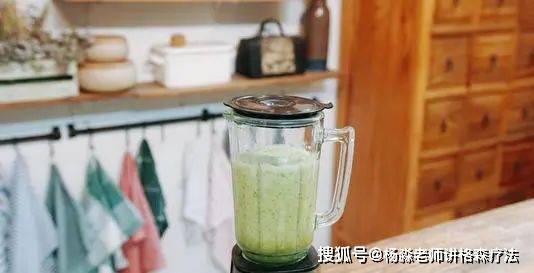 引领一个世纪的时尚女神，困扰近百年的癌症