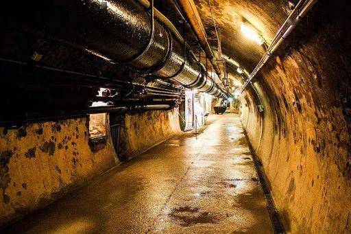 聪明的巴黎人就利用拥有100多年历史的下水道建成了下水道博物馆.