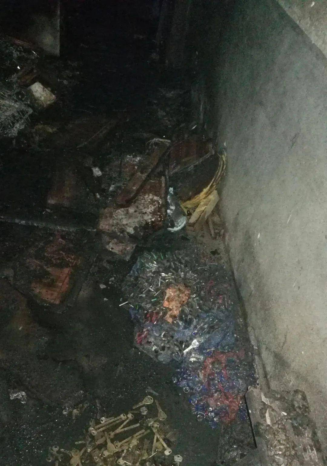 新邵这起火灾致3人死亡1人受伤,原因已查明!