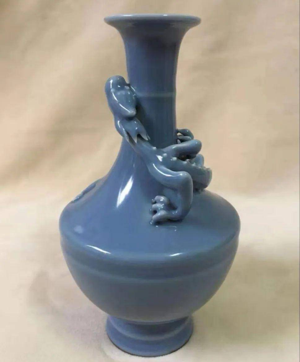 艺资托管丨艺术品资产托管平台新增一批蓝釉瓷器
