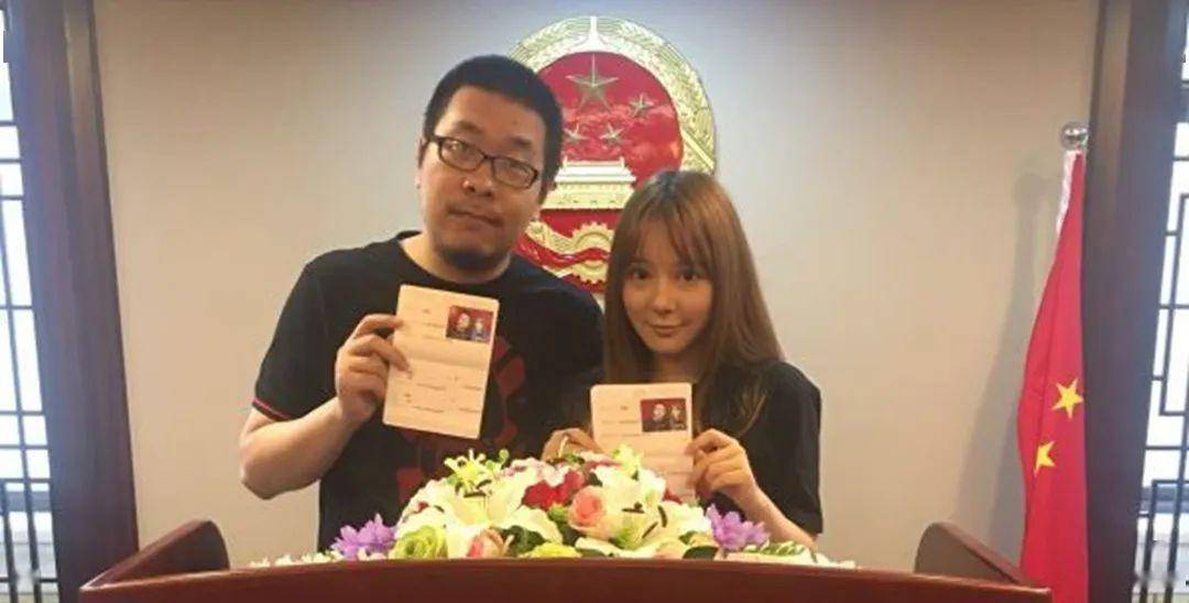 发对象啦!参加炉石520相亲大会赢一年预购!