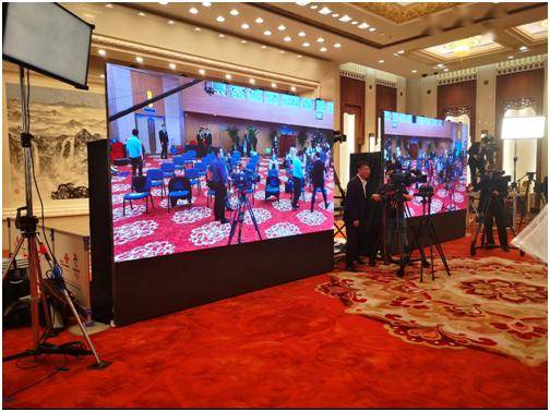 人民大会堂最新视频 1b062a7251964772bd3cbc641483b194.jpeg