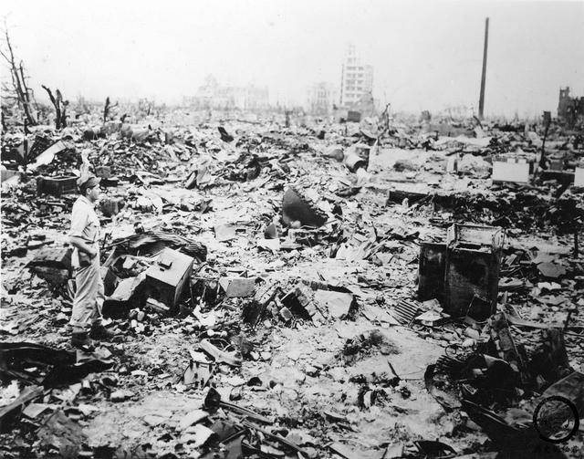 老照片直击广岛核爆后场景:7万人瞬间气化蒸发,图四是