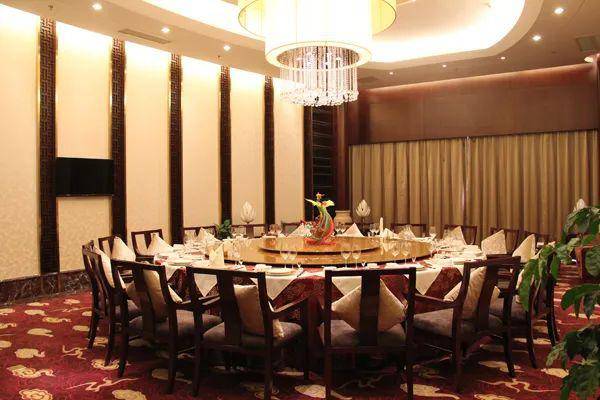 卓越大酒店餐饮 2dd8abe86e884c0787b3a92736b89240.jpeg