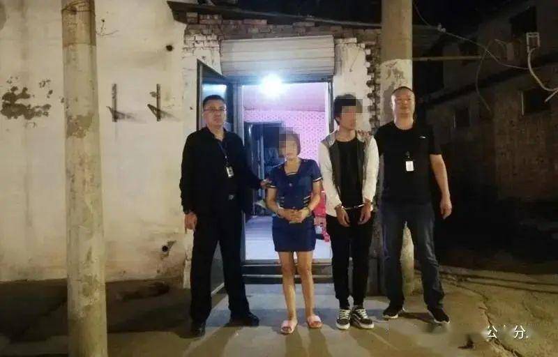 经调查,按摩店老板, 宋某峰,  男,38岁, 邢台市威县人,  卖淫女  李某
