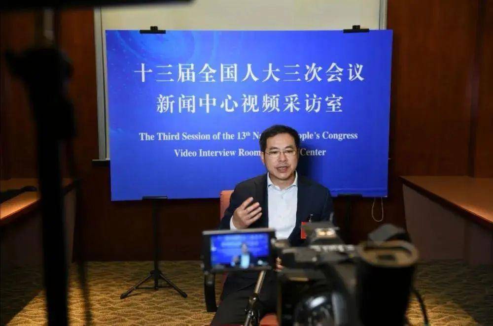 全国人大代表杭迎伟:更好发挥浦东的窗口作用,示范意义_上海市